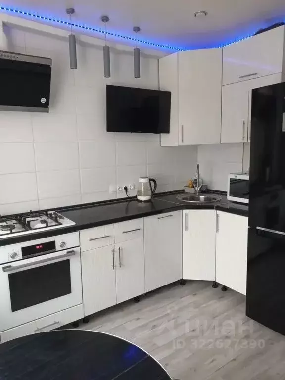 2-к кв. Новгородская область, Валдай просп. Васильева, 36 (53.0 м) - Фото 1