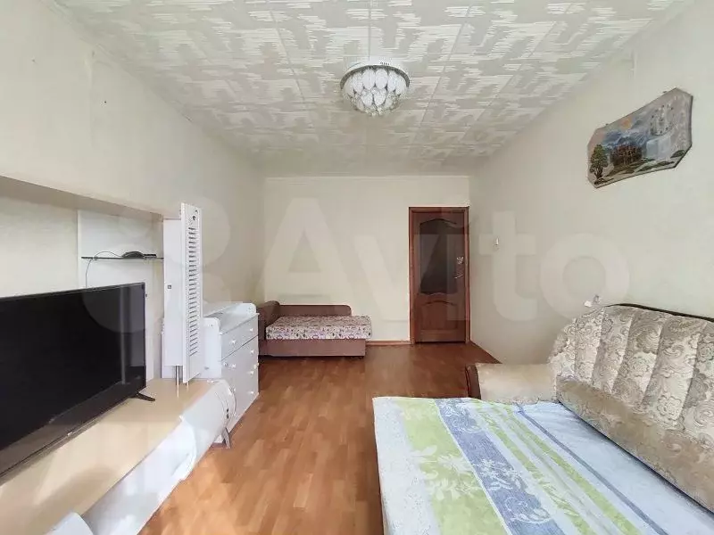 2-к. квартира, 58 м, 2/5 эт. - Фото 1