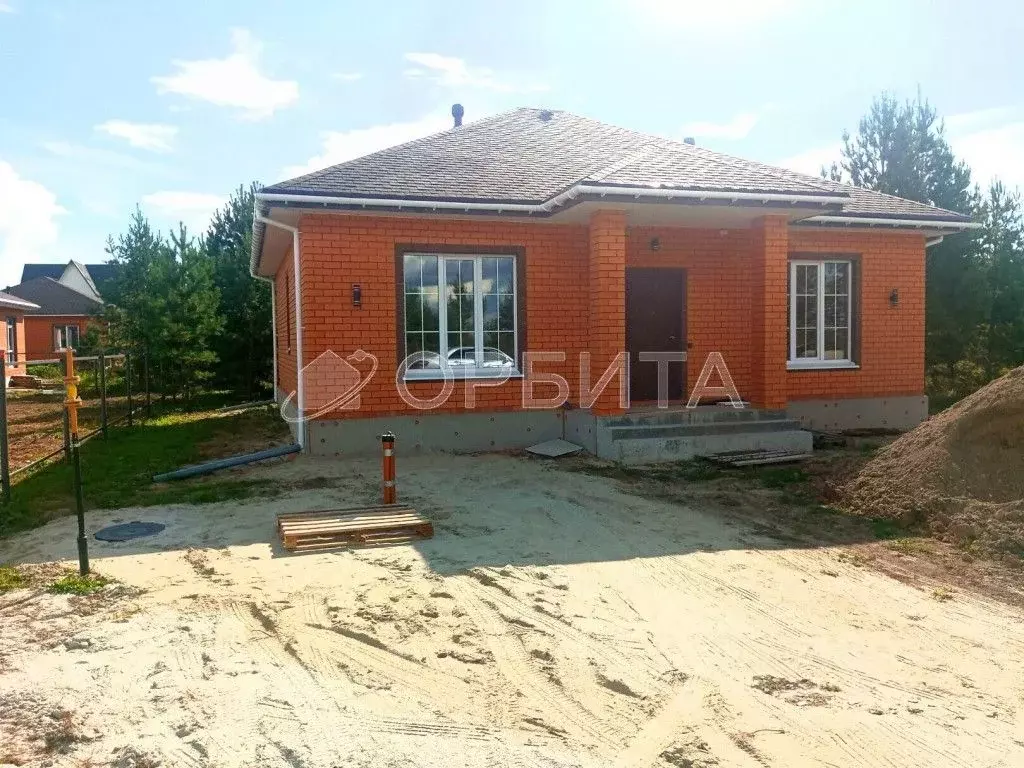 Дом в Тюменская область, Тюменский муниципальный округ, с. Успенка ул. ... - Фото 0