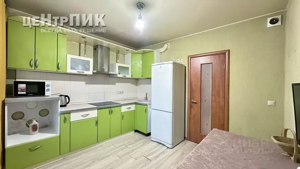 3-к кв. Московская область, Солнечногорск городской округ, Голубое пгт ... - Фото 1