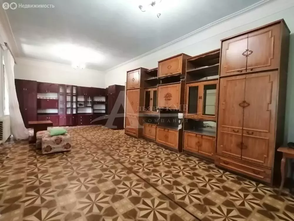 Дом в Кисловодск, улица Авиации (150 м) - Фото 1