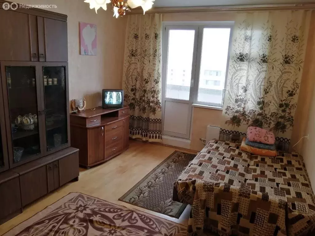 1-комнатная квартира: Москва, улица Маршала Савицкого, 32 (40 м) - Фото 1