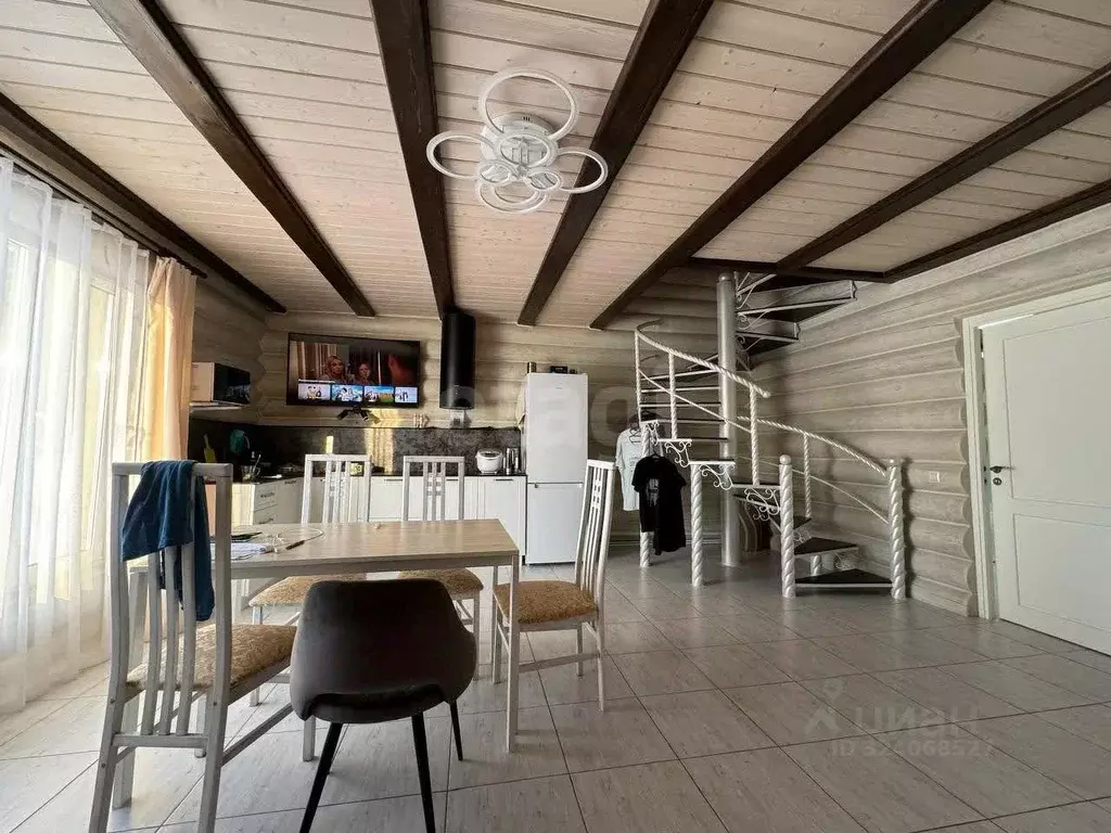 Дом в Свердловская область, Горноуральский муниципальный округ, с. ... - Фото 1