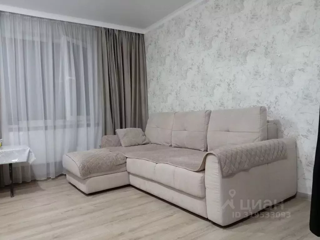 3-к кв. Ставропольский край, Кисловодск Красивая ул., 7А (70.0 м) - Фото 0