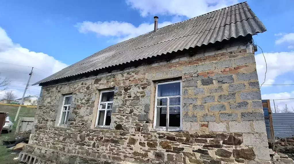 Дом в Ростовская область, Красный Сулин ул. Шевченко, 21 (53 м) - Фото 0