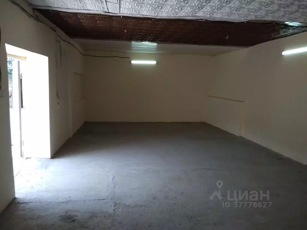 Склад в Крым, Симферополь ул. Коммунальная, 33 (74.4 м) - Фото 1