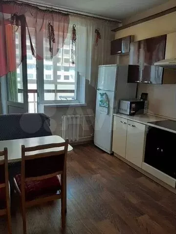 1-к. квартира, 40 м, 12/21 эт. - Фото 0