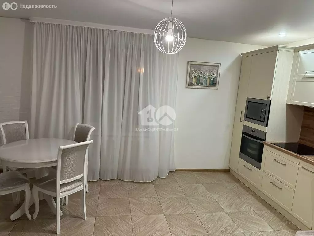 3-комнатная квартира: Маслянино, Коммунистическая улица, 13 (82.6 м) - Фото 2