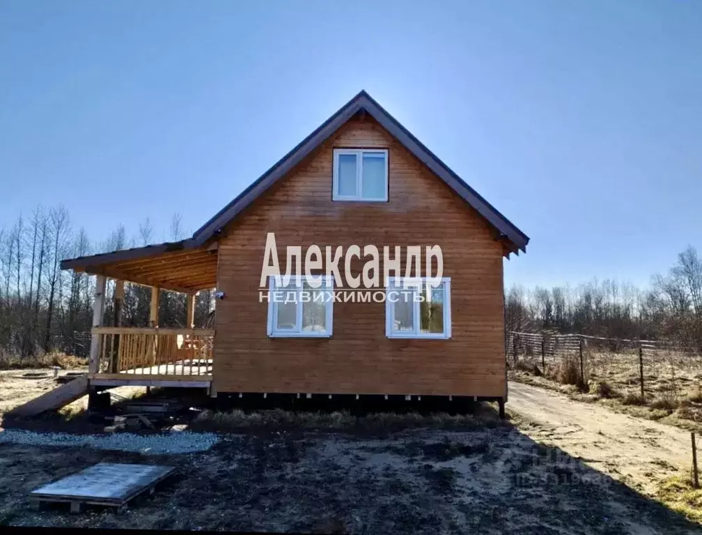 Дом в Ленинградская область, Кингисеппский район, Большелуцкое с/пос, ... - Фото 1