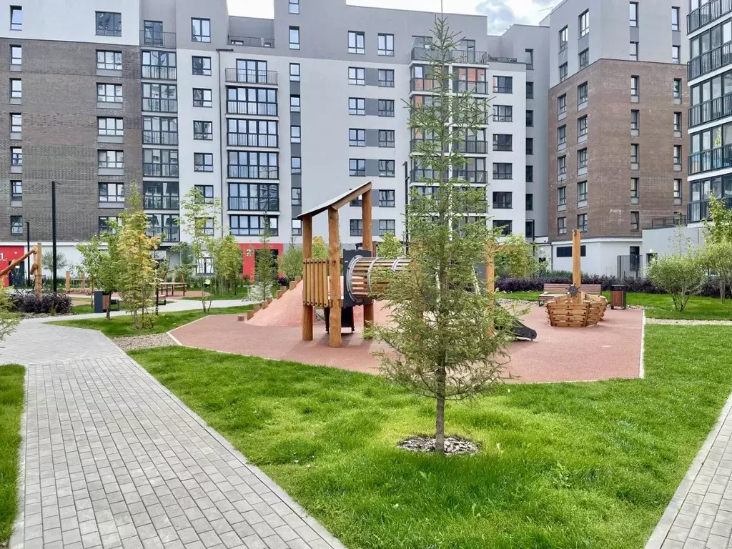 1-к кв. Тюменская область, Тюмень ул. Николая Глебова, 3 (40.0 м) - Фото 2