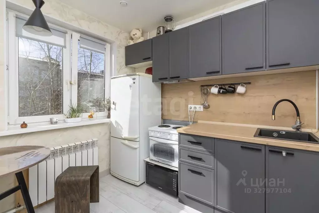 1-к кв. Тюменская область, Тюмень ул. 50 лет ВЛКСМ, 75 (30.6 м) - Фото 1