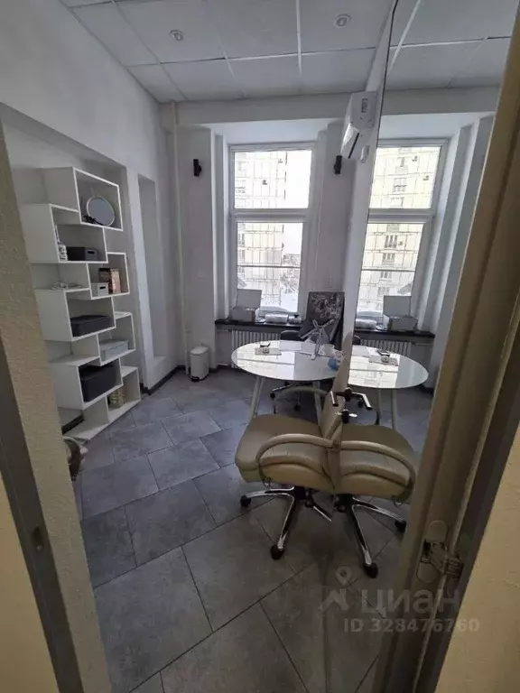 Офис в Москва ул. Большая Полянка, 42С1 (17 м) - Фото 1