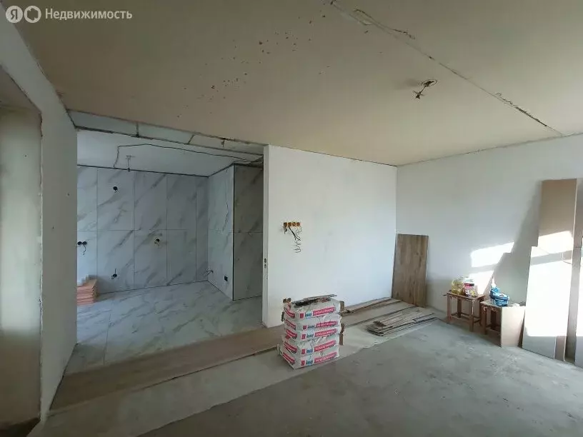 3-комнатная квартира: Екатеринбург, улица Победы, 24 (64.3 м) - Фото 2