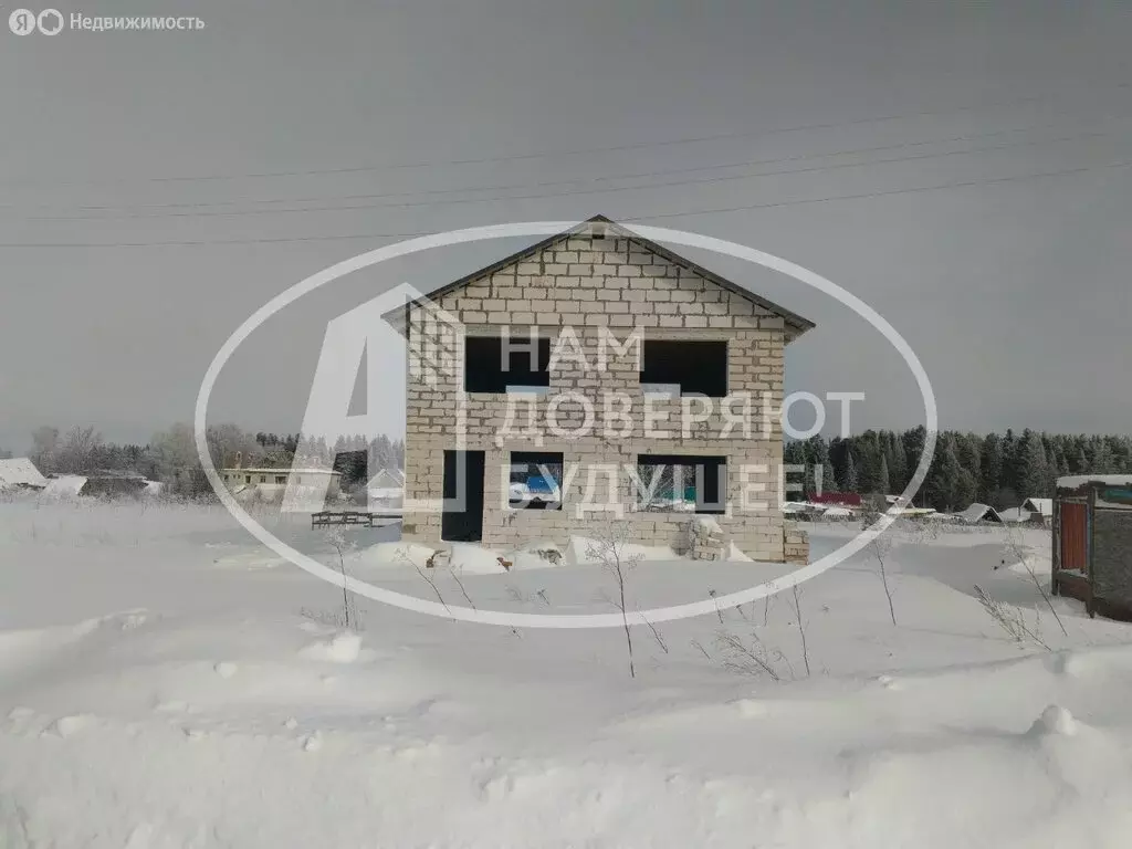 Дом в Пермский край, Кунгурский муниципальный округ, деревня Исаковка, ... - Фото 2