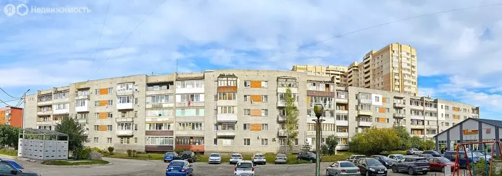 3-комнатная квартира: Шлиссельбург, улица Кирова, 6 (63.4 м) - Фото 1