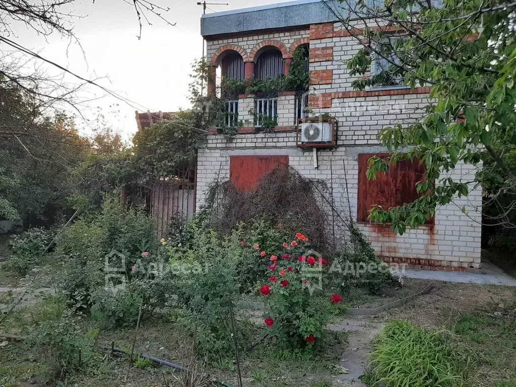 Дом в Волгоградская область, Дубовский район, Пичужинское с/пос, ... - Фото 1