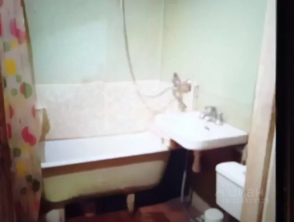 2-к кв. Свердловская область, Екатеринбург ул. Первомайская, 70 (53.1 ... - Фото 1