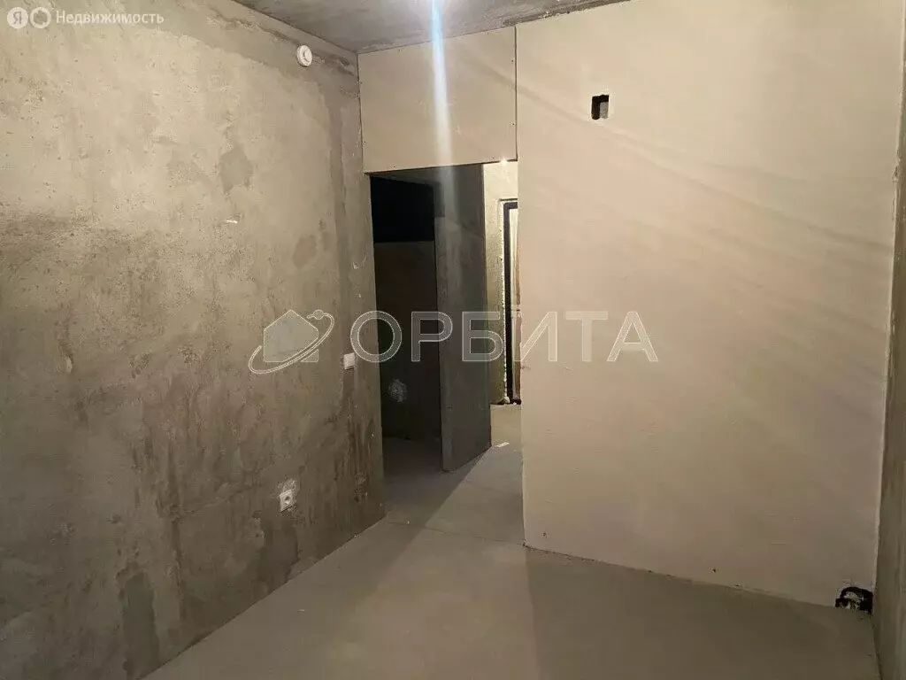 1-комнатная квартира: Тюмень, улица Героев Космоса, 13 (35.3 м) - Фото 1