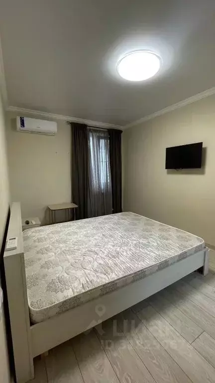 Дом в Краснодарский край, Геленджик ул. Евменьева, 29 (220 м) - Фото 1