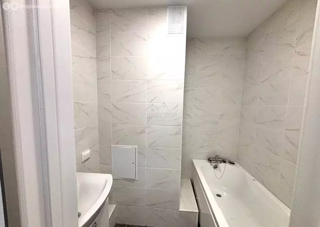 2-комнатная квартира: Челябинский городской округ, посёлок ... - Фото 2