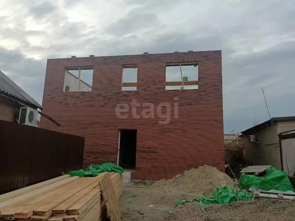 Дом в Ростовская область, Таганрог Батайский пер. (170 м) - Фото 0