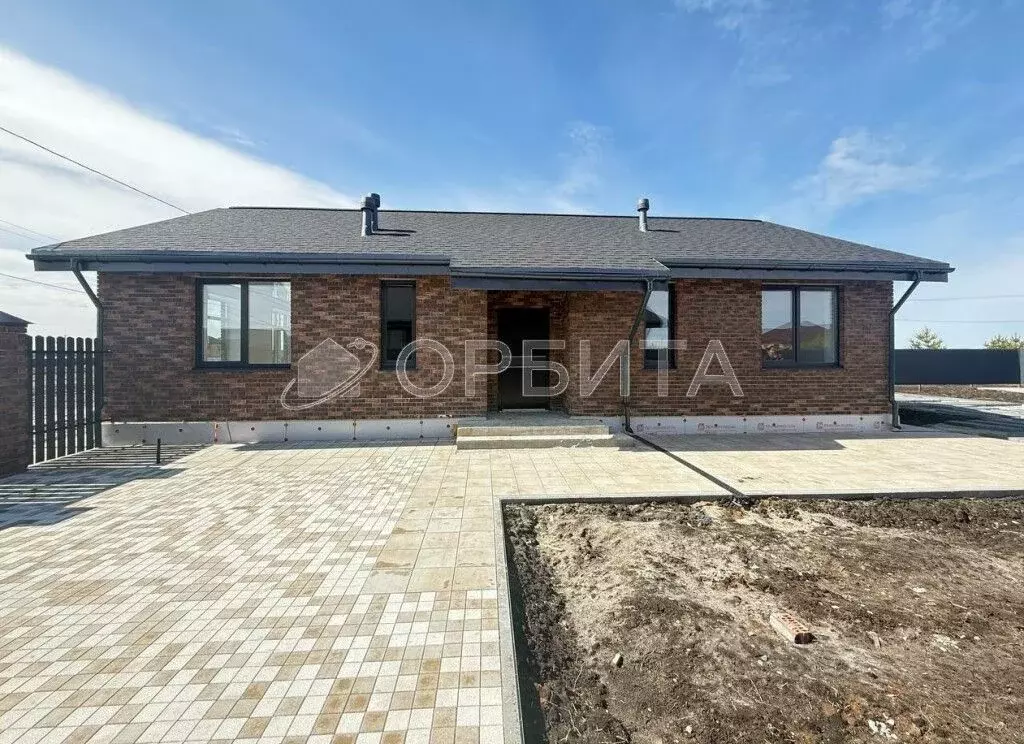 Дом в Тюменская область, Тюменский район, д. Елань 14 (100 м) - Фото 1