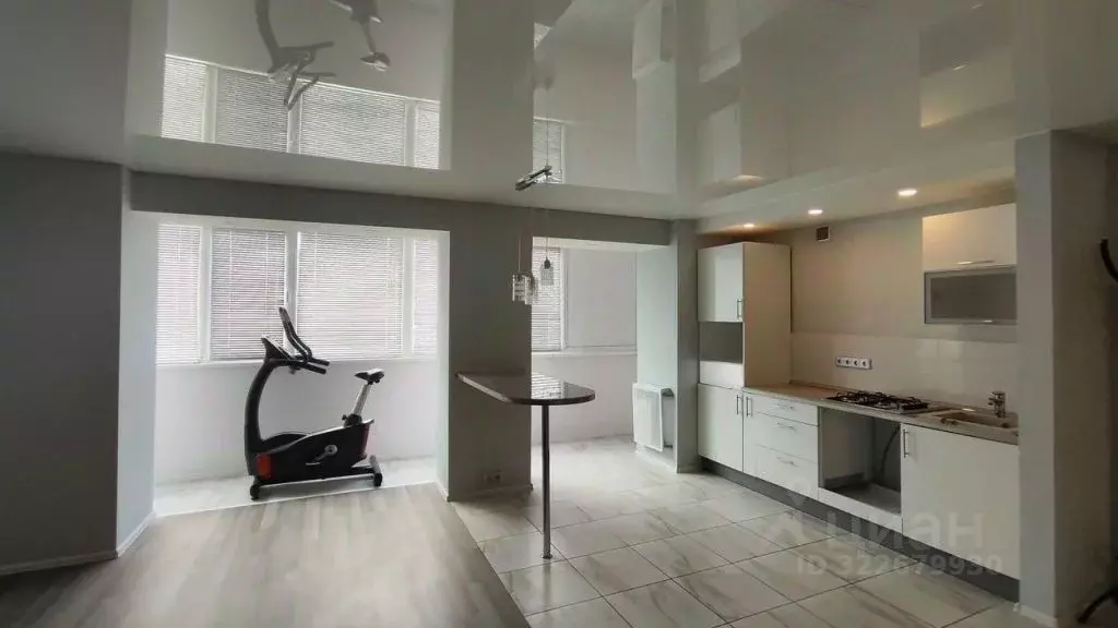 Студия Саратовская область, Саратов Крымская ул., 16/24 (54.0 м) - Фото 1