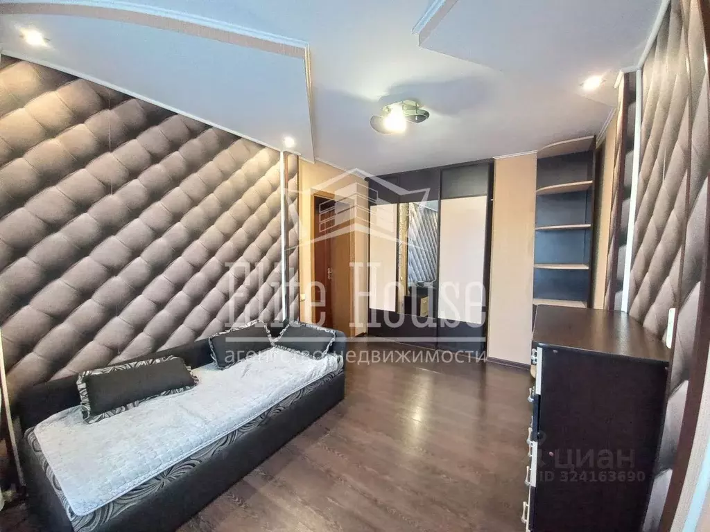 2-к кв. Калужская область, Калуга Хрустальная ул., 1 (27.8 м) - Фото 2