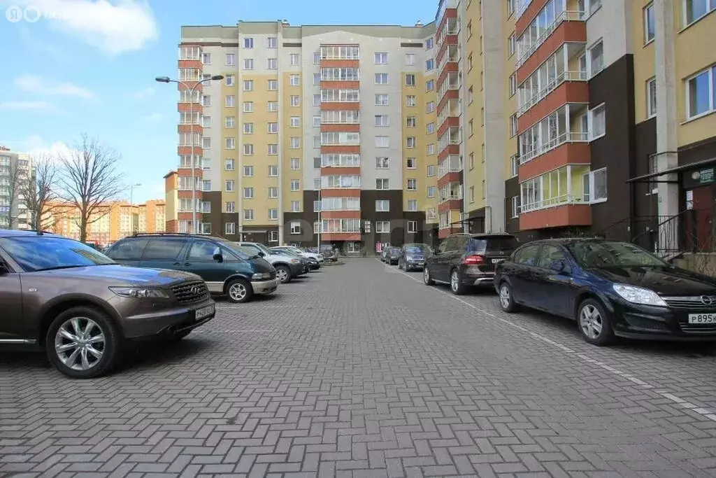 2-комнатная квартира: Калининград, Артиллерийская улица, 63 (60 м) - Фото 0