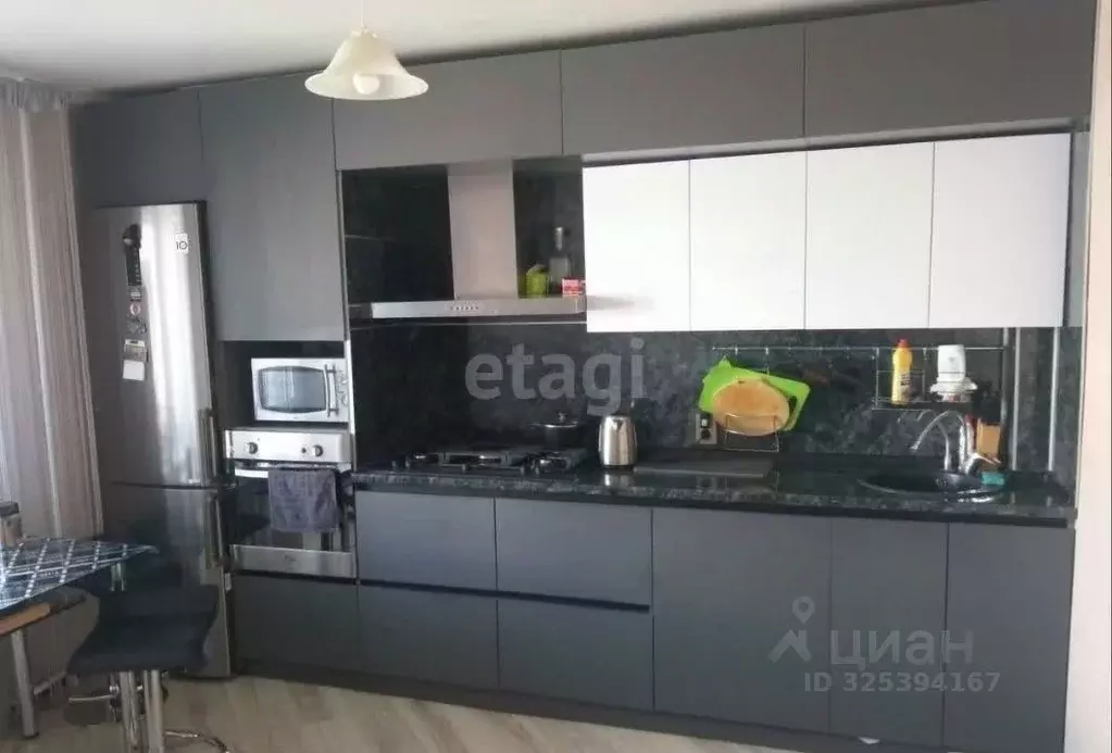 2-к кв. Саратовская область, Саратов ул. Усть-Курдюмская, 1 (73.3 м) - Фото 1