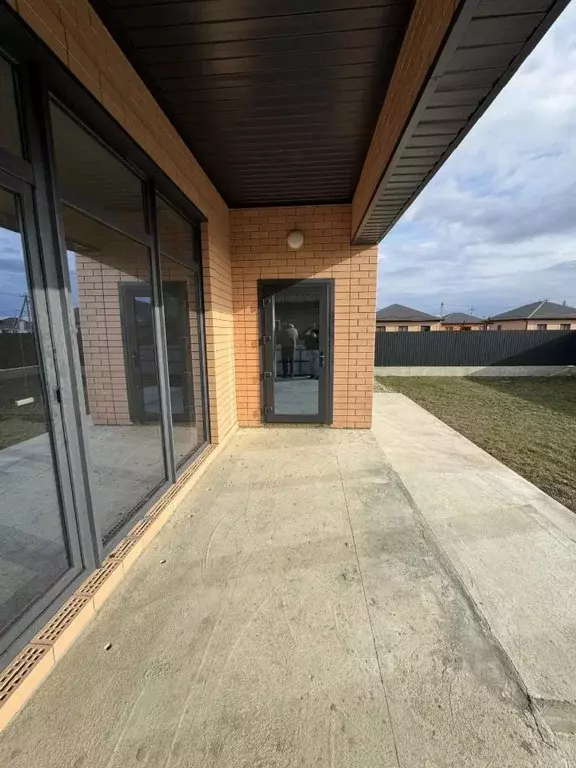 Дом в Краснодарский край, Белореченский район, Южненское с/пос, пос. ... - Фото 2