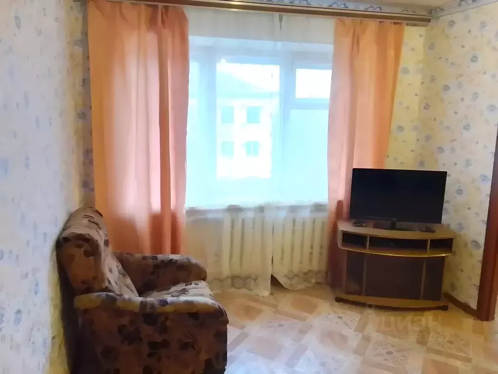 Свободной планировки кв. Коми, Инта ул. Мира, 11 (40.6 м) - Фото 1