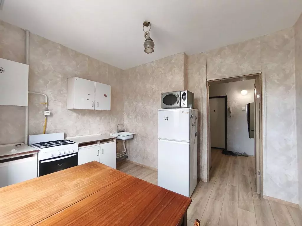 1-к кв. Омская область, Омск ул. Кирова, 3 (39.0 м) - Фото 2