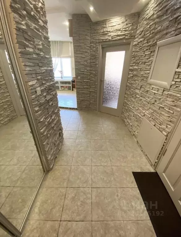 3-к кв. Мурманская область, Мурманск просп. Ленина, 70 (105.5 м) - Фото 2