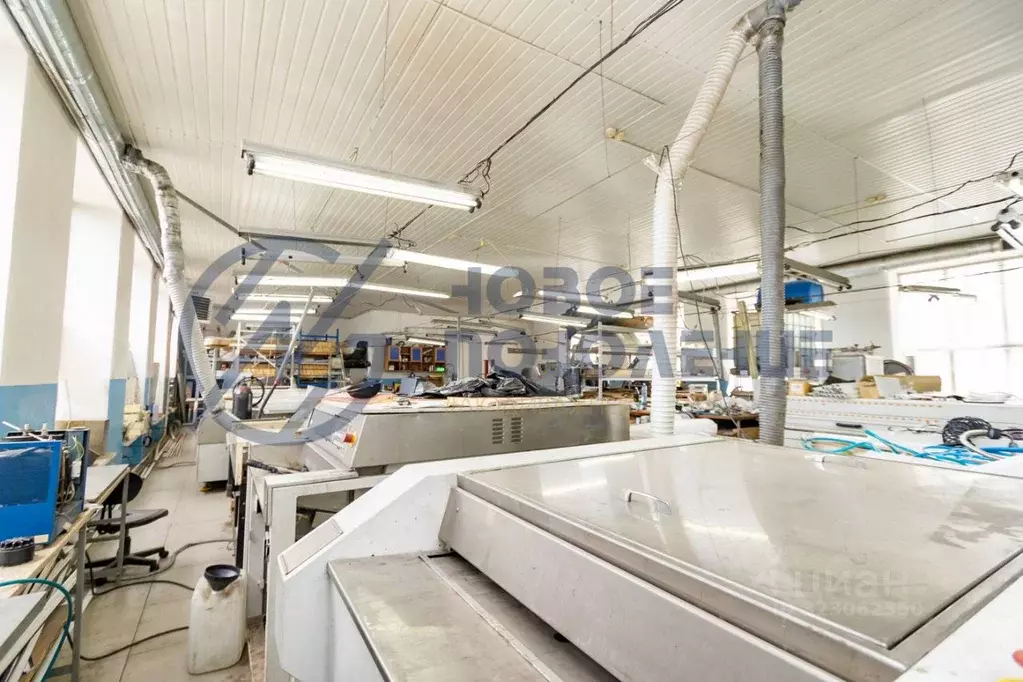 Помещение свободного назначения в Омская область, Омск просп. Мира, ... - Фото 1