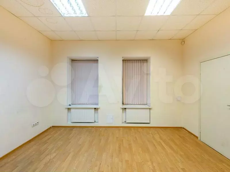Офисы в бизнес центре, с ремонтом 550м - Фото 1