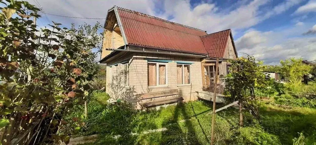 Дом в Новгородская область, Новгородский район, Ермолинское с/пос, д. ... - Фото 1