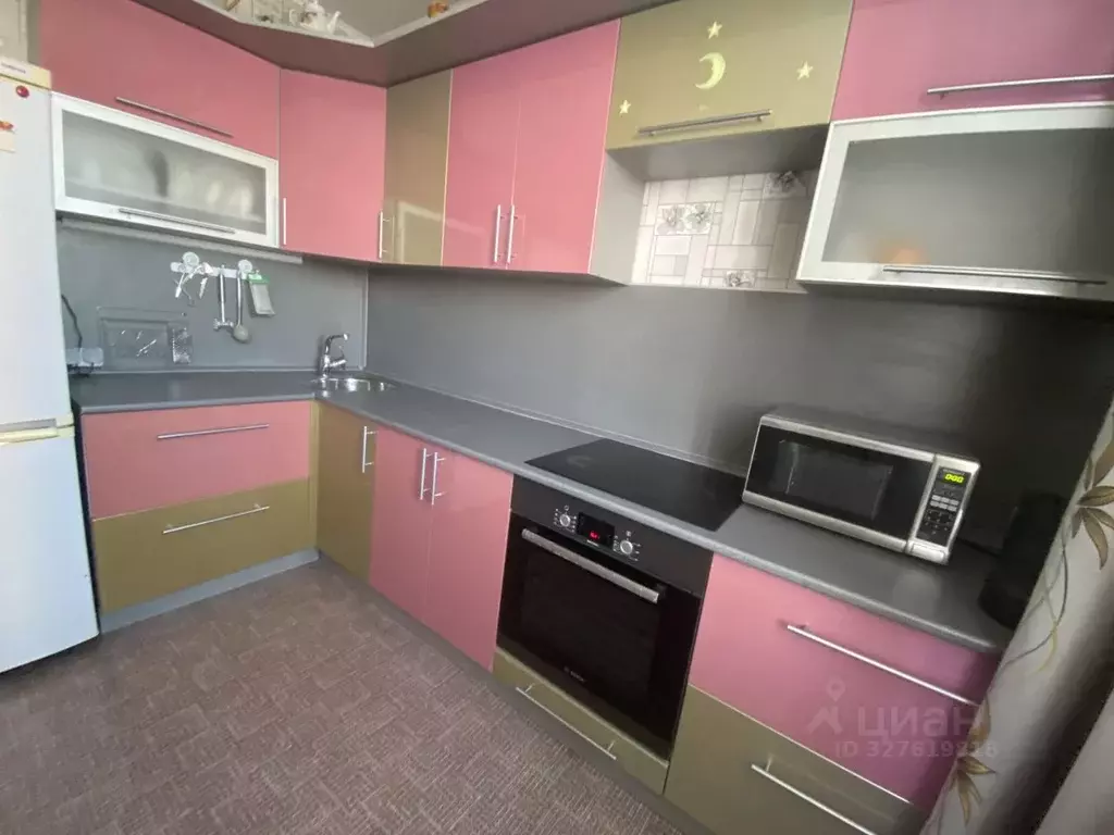 2-к кв. Московская область, Лобня Молодежная ул., 10 (59.0 м) - Фото 1