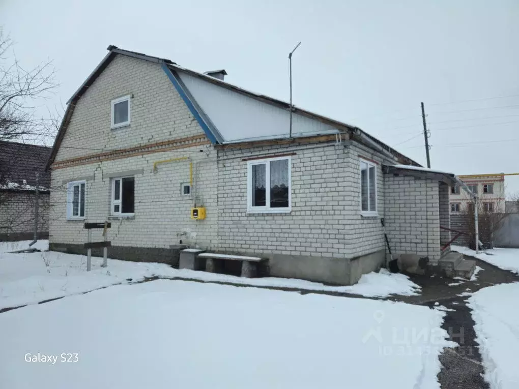 Дом в Курская область, Курский район, Шумаковский сельсовет, д. ... - Фото 0