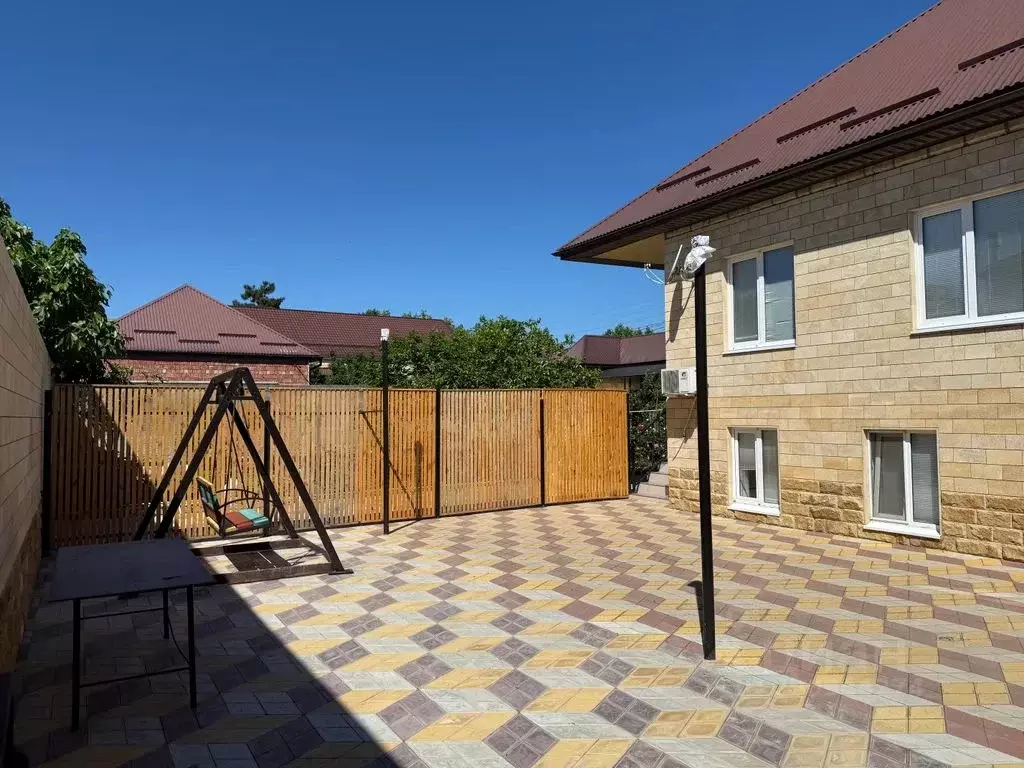 Дом в Дагестан, Избербаш Заводская ул., 8Г (120 м) - Фото 1