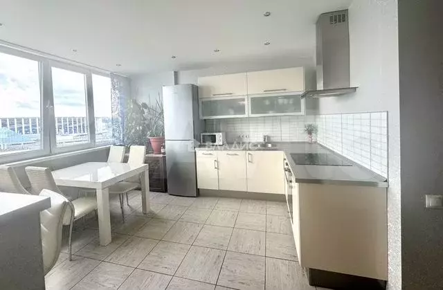 1-к. квартира, 43,1 м, 9/17 эт. - Фото 0