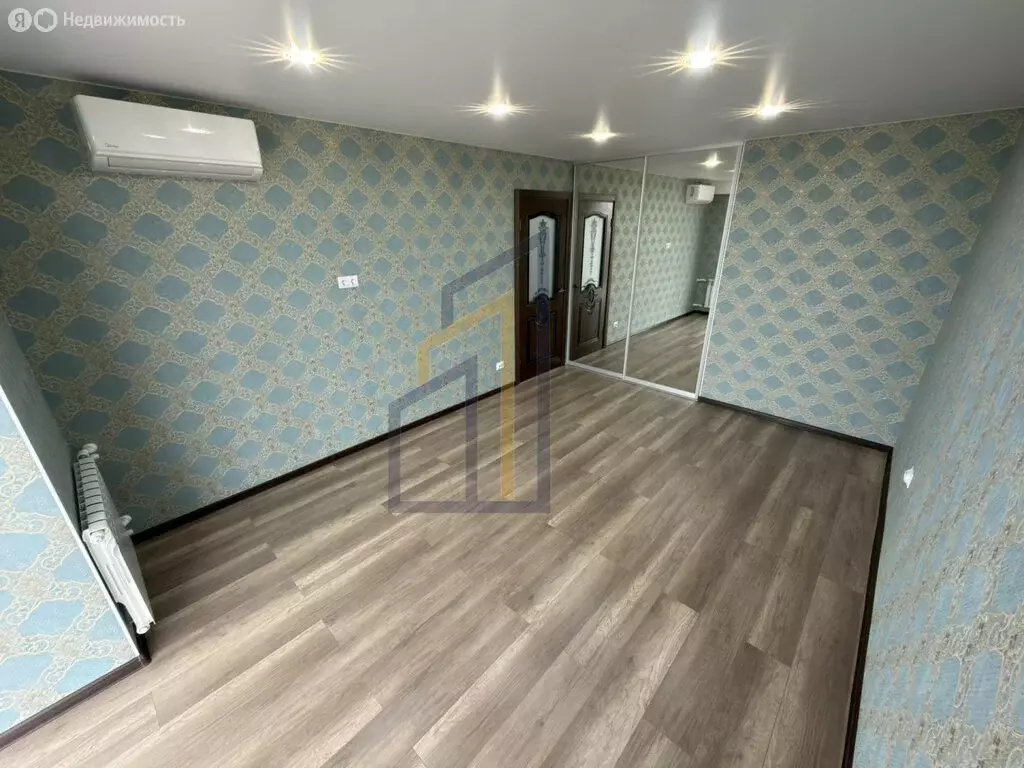 1-комнатная квартира: Евпатория, проспект Победы, 87Бк1 (38 м) - Фото 0