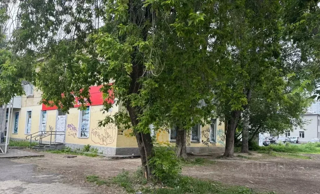 Торговая площадь в Свердловская область, Екатеринбург ул. Титова, 60 ... - Фото 0