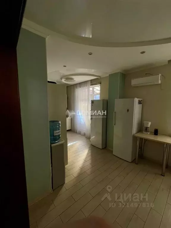 Таунхаус в Ростовская область, Новочеркасск ул. Щорса, 145 (200 м) - Фото 1