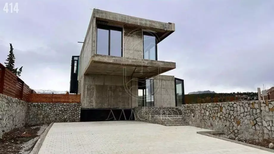 Дом в Крым, Алушта муниципальный округ, с. Виноградное ул. Сусловой ... - Фото 0
