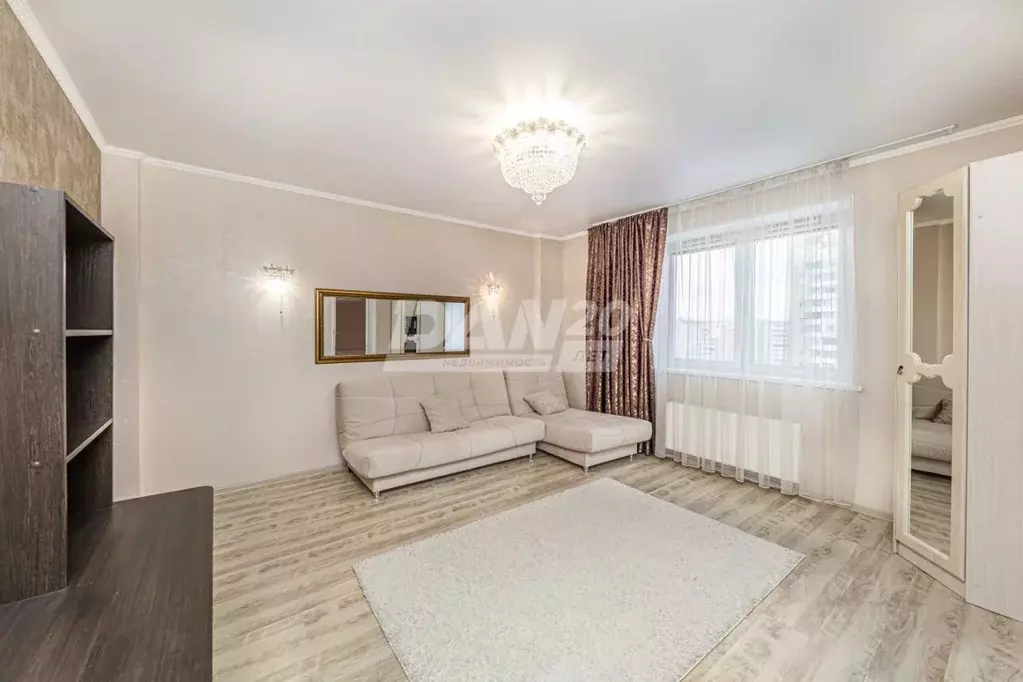 1-к кв. Челябинская область, Челябинск ул. Чичерина, 40в (45.1 м) - Фото 0