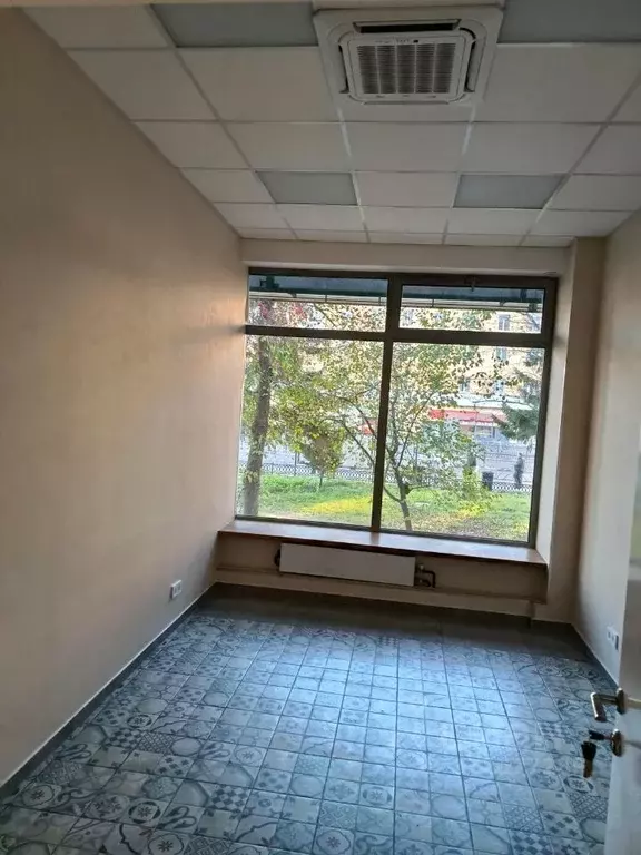 Офис в Свердловская область, Екатеринбург ул. 8 Марта, 70 (60 м) - Фото 2