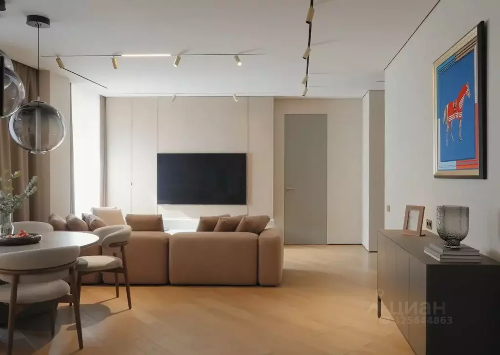 3-к кв. Татарстан, Казань ул. Николая Столбова, 1 (120.0 м) - Фото 1