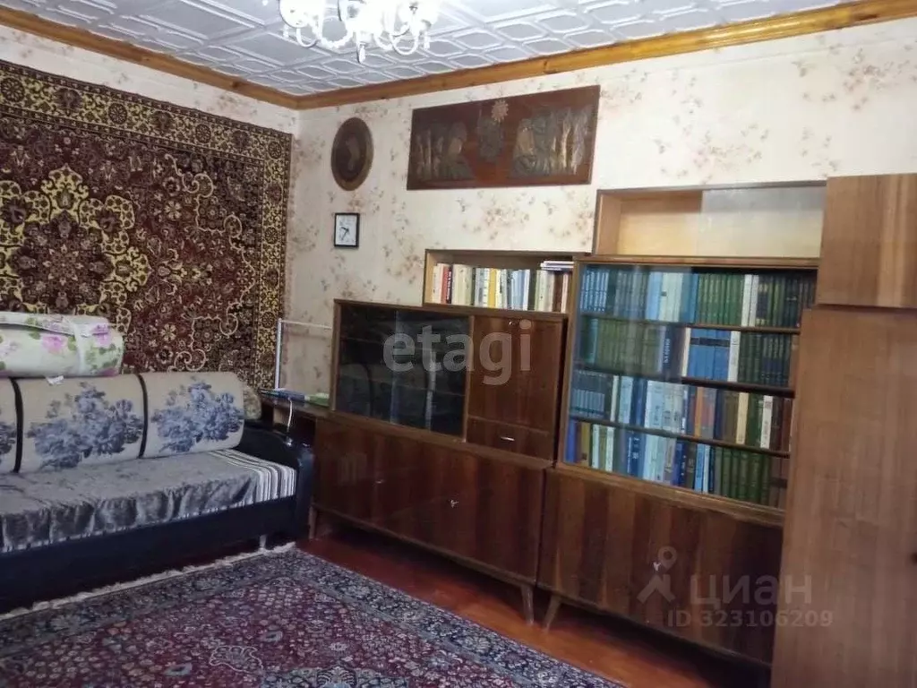 2-к кв. Владимирская область, Ковров Пионерская ул., 13 (43.5 м) - Фото 1