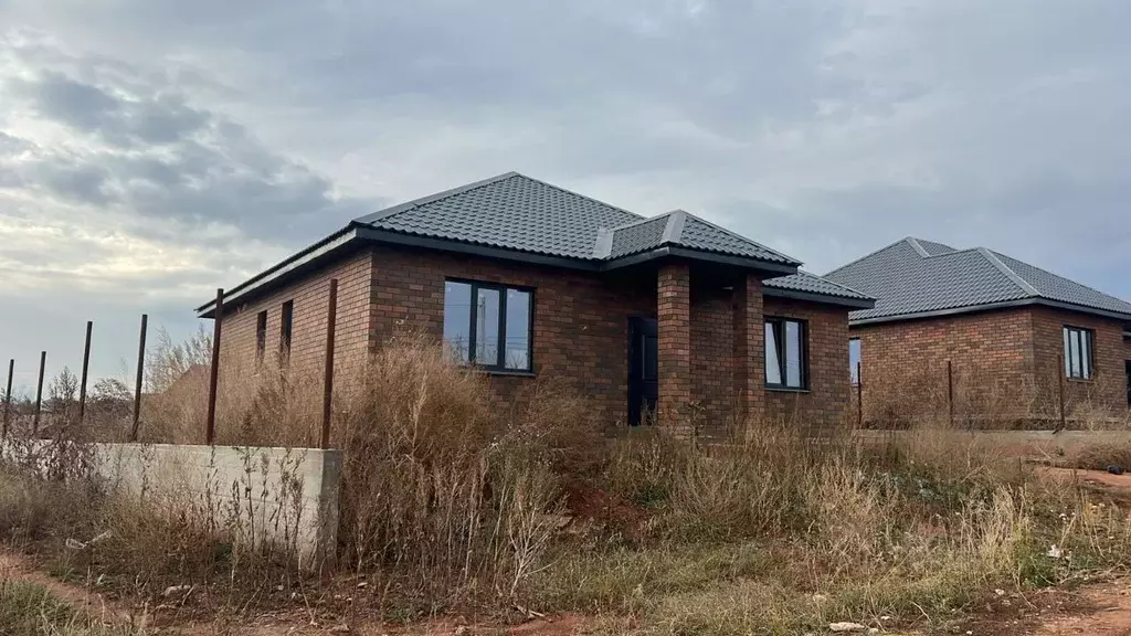 Коттедж в Оренбургская область, Оренбургский район, пос. Ленина ... - Фото 1